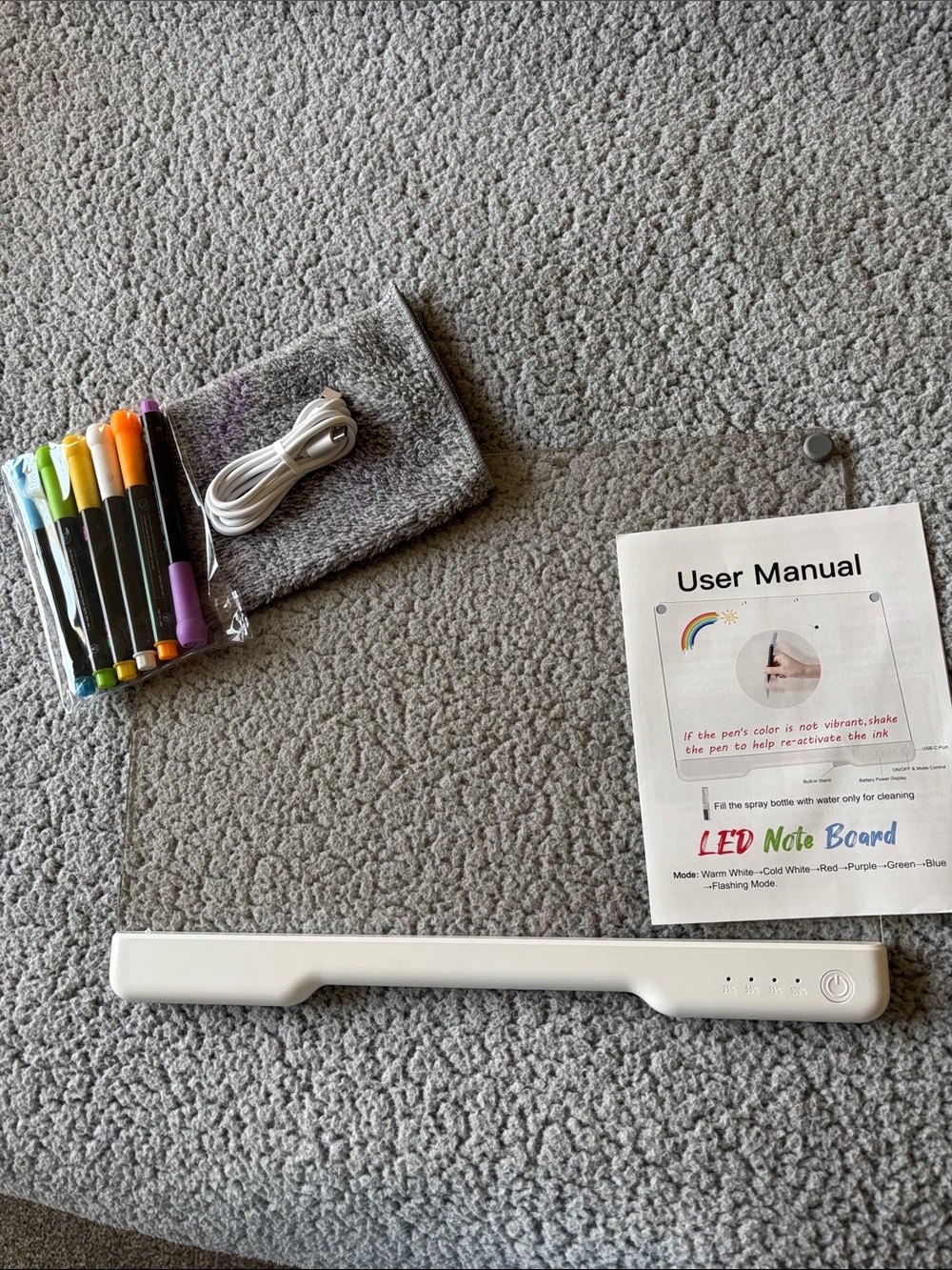 LED Note Board Light with Colored Markers